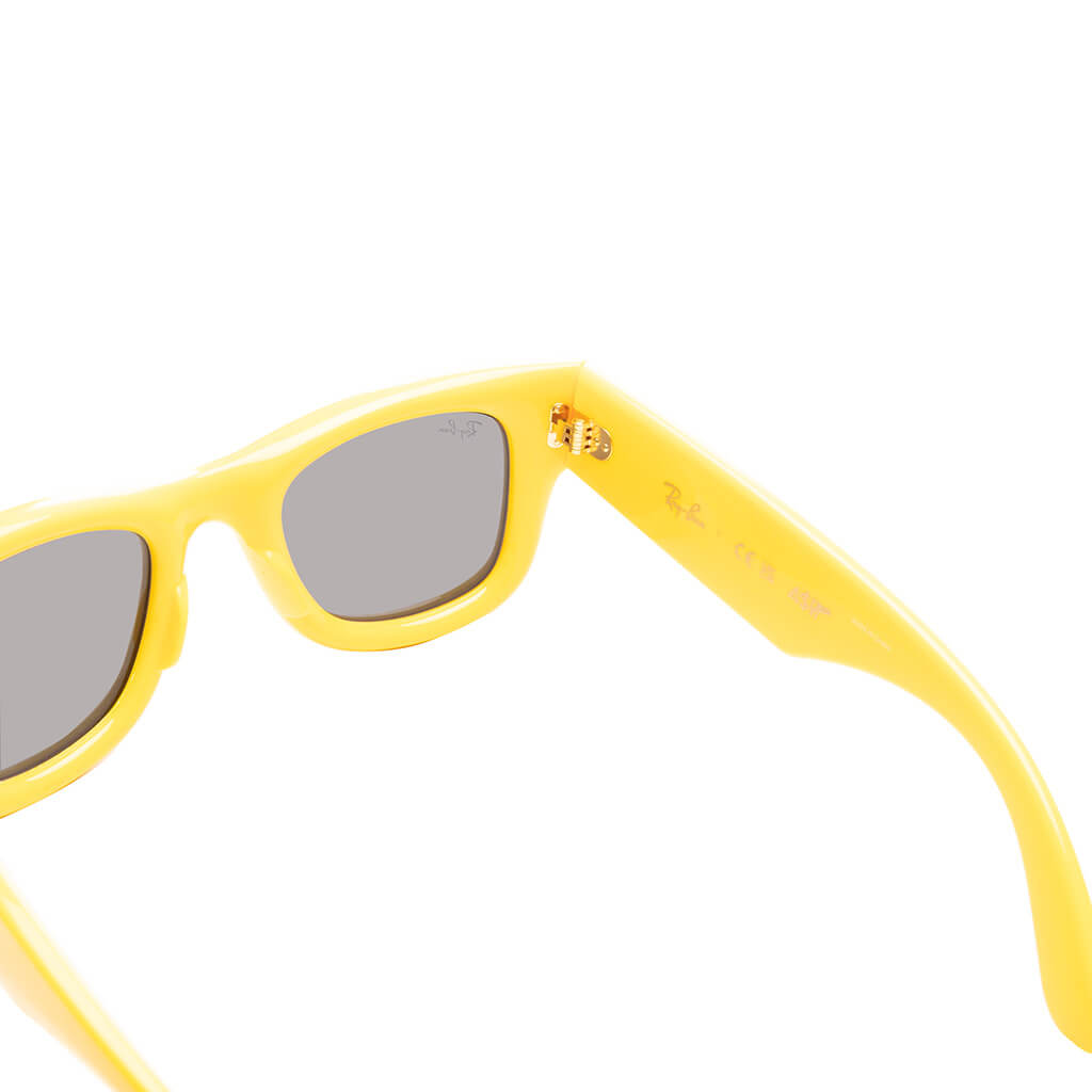 A$AP Rocky x Ray-Ban Wayfarer Puffer - Polished Yellow