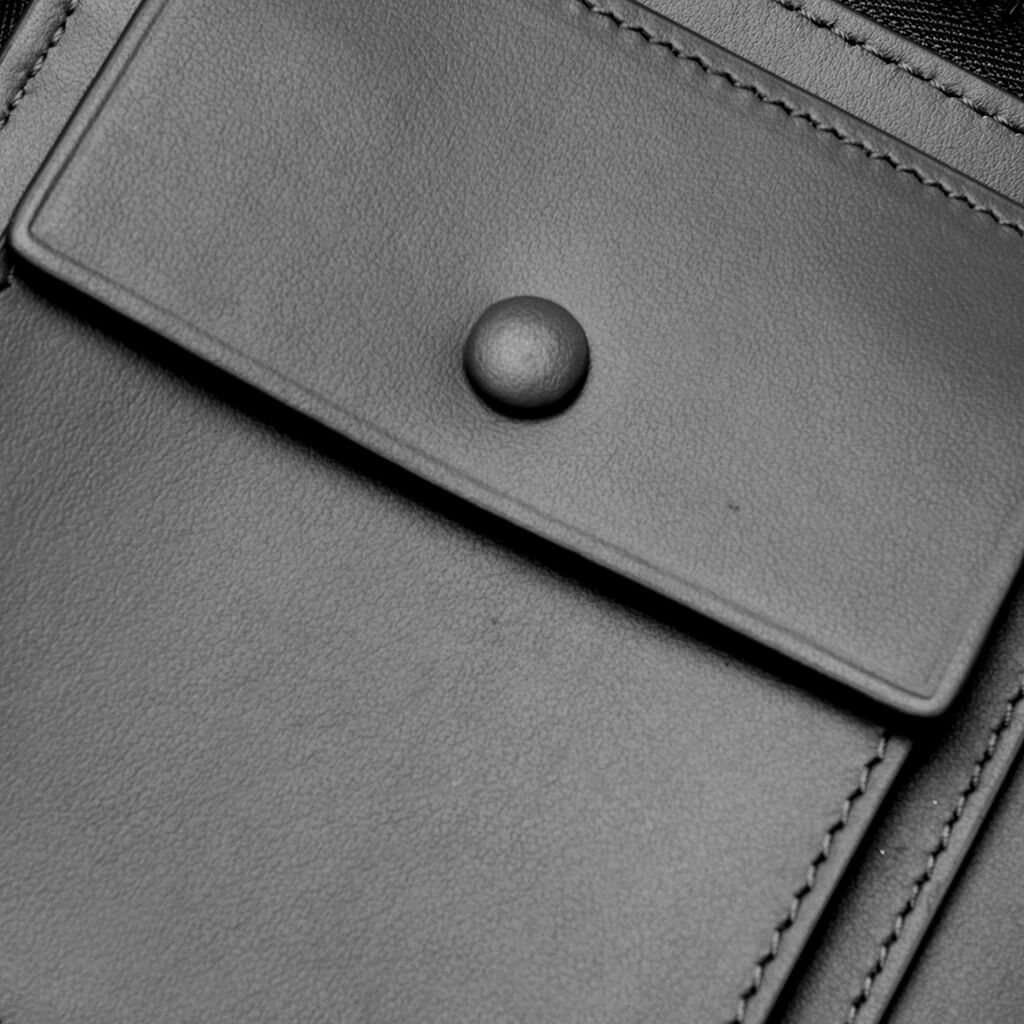 Zipped Wallet - Black