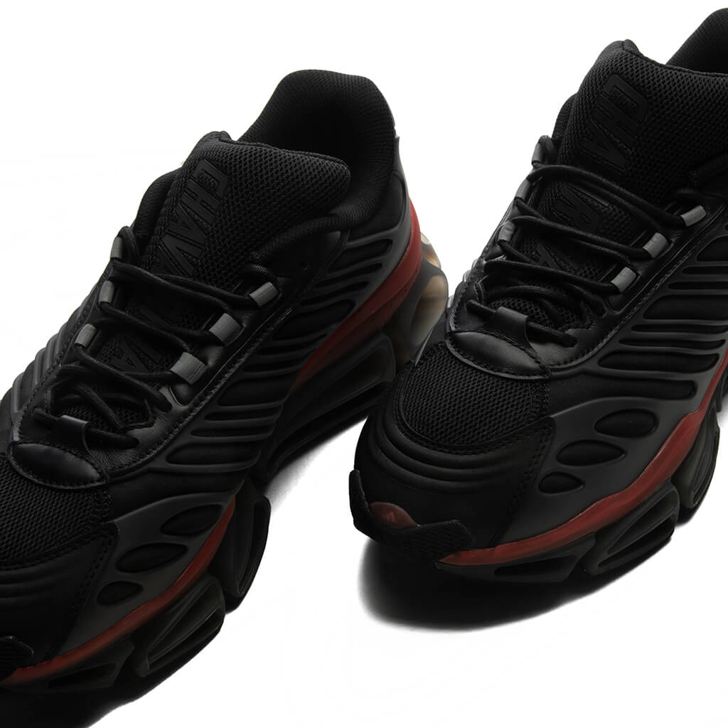 adidas Originals x Willy Chavarria Megaride AG XL - Core Black/Core Black/Red