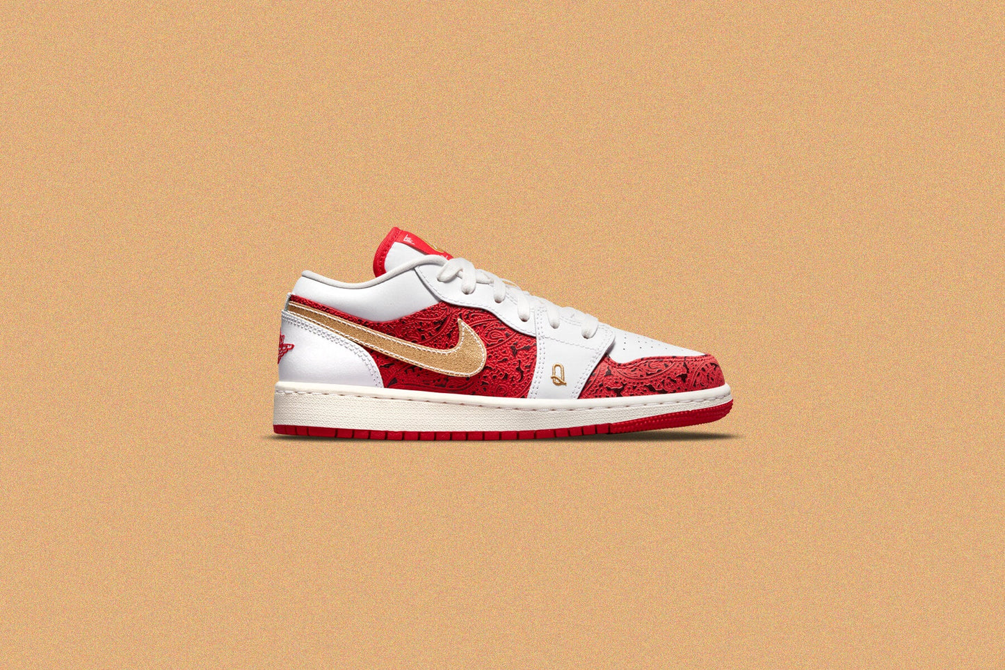 Air Jordan 1 Low SE (GS) - White/Metallic Gold/University Red