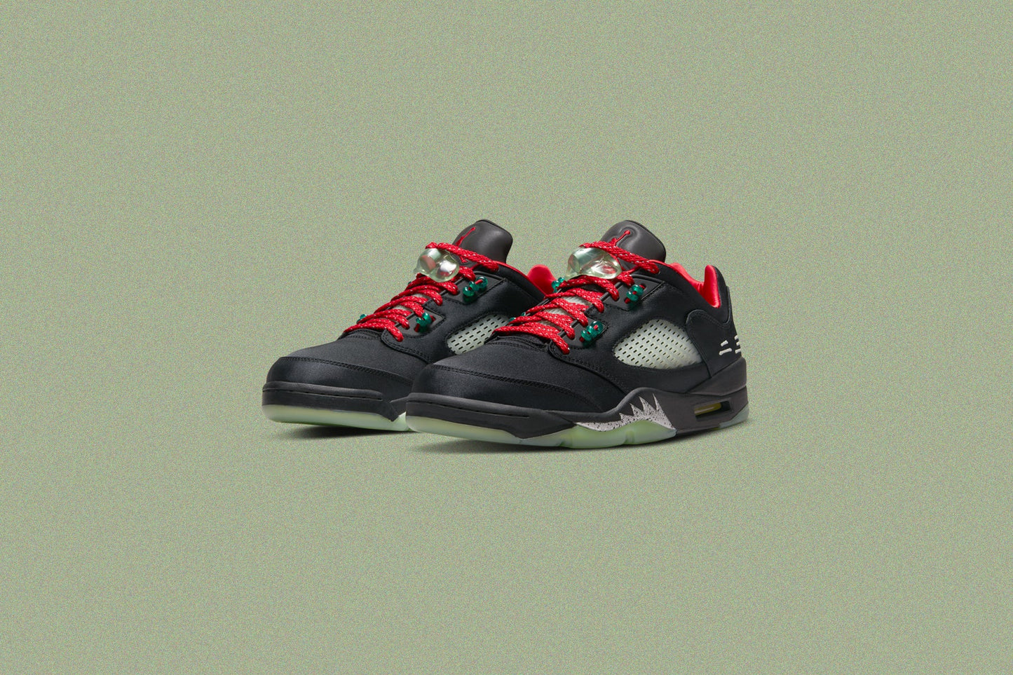 Air Jordan 5 Retro Low SP x CLOT - Black/Classic Jade/Fire Red
