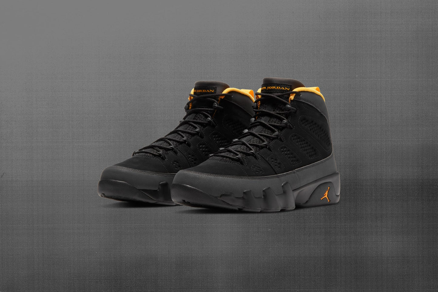 Air Jordan 9 Retro "University Gold" - Black/Dark Charcoal