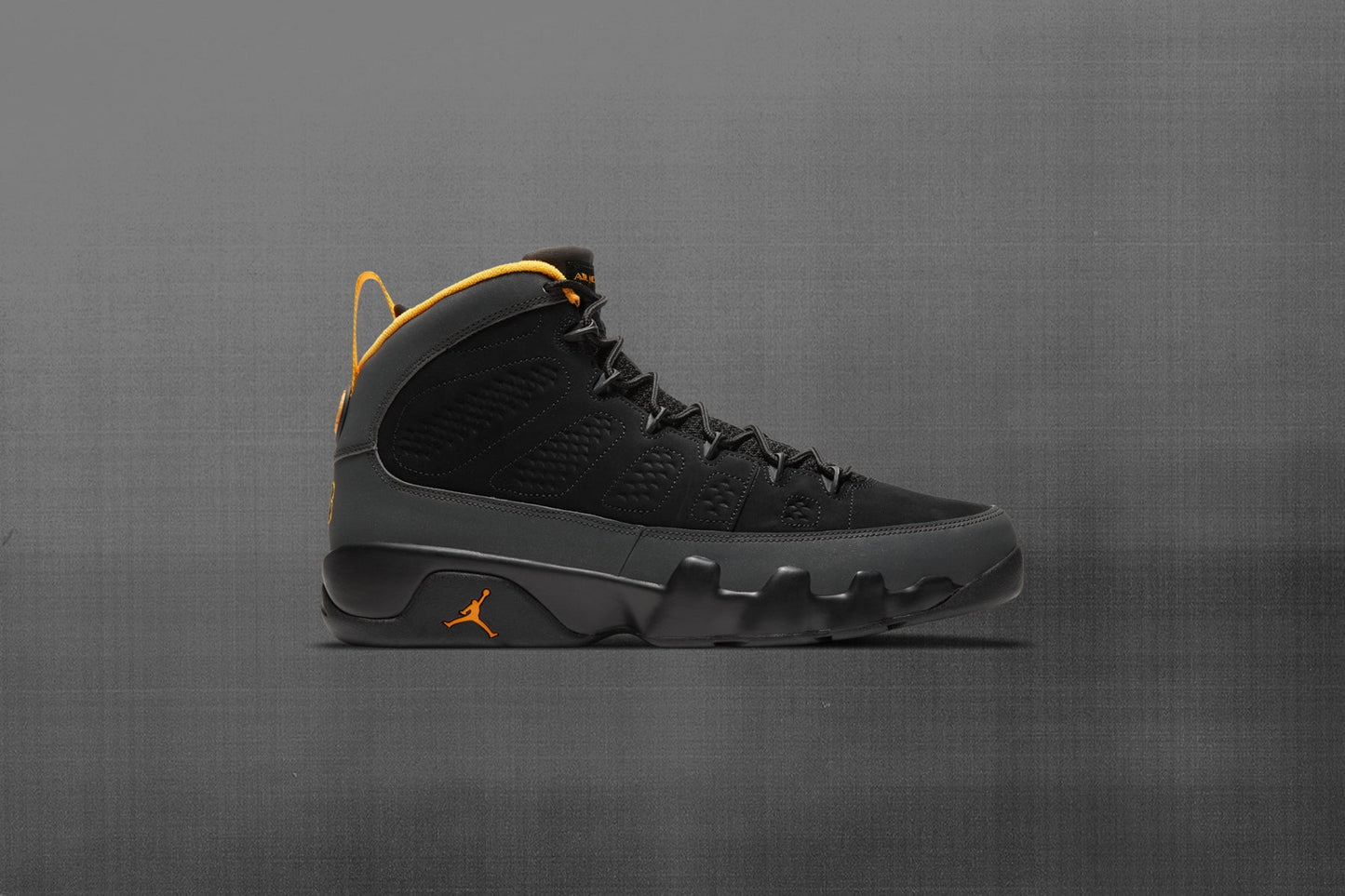 Air Jordan 9 Retro "University Gold" - Black/Dark Charcoal