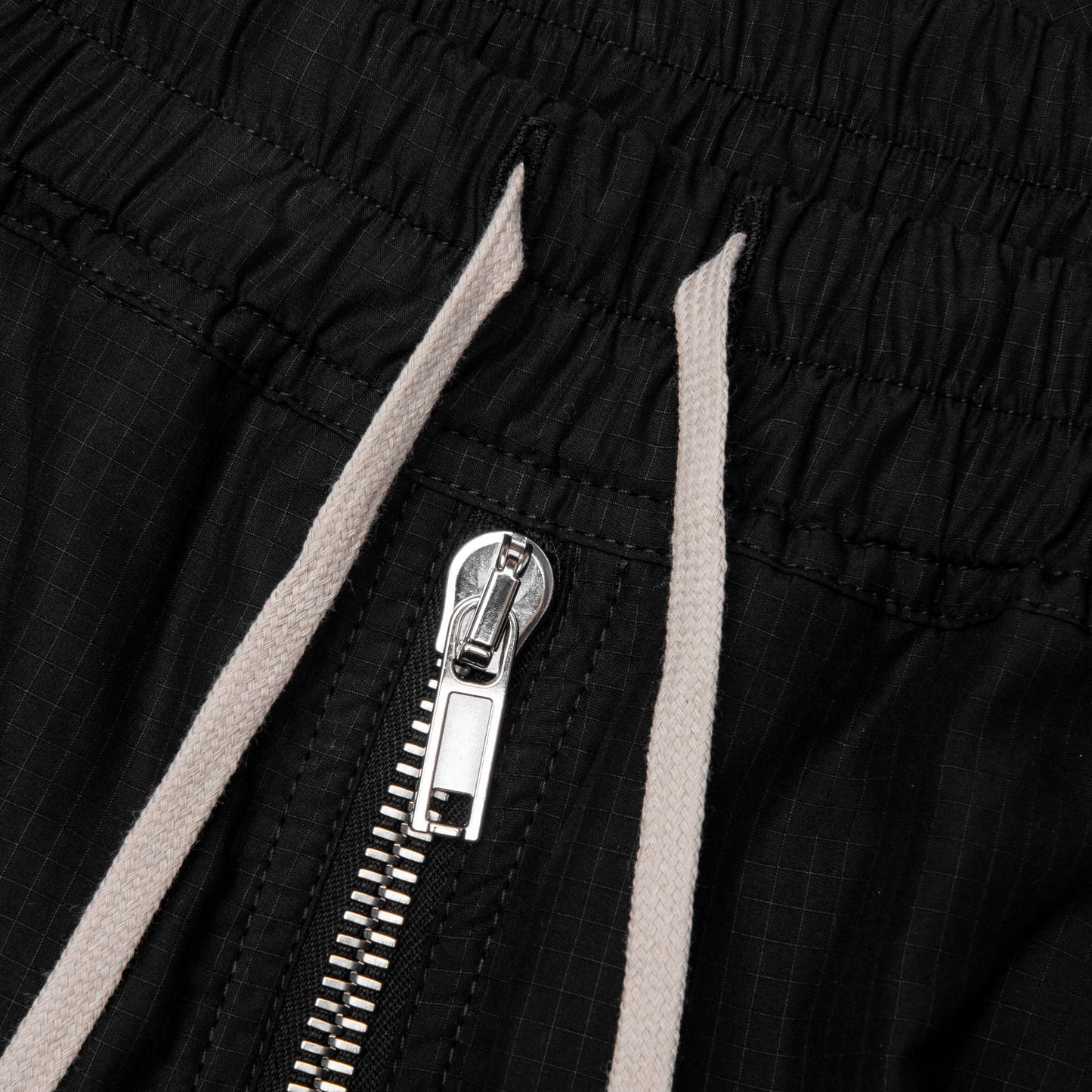 Bauhaus Shorts - Black