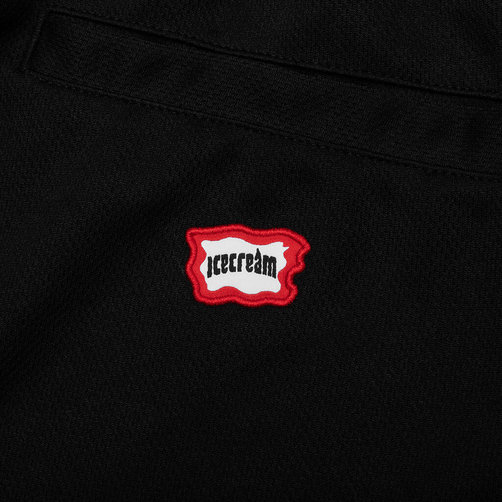Catch Shorts - Black