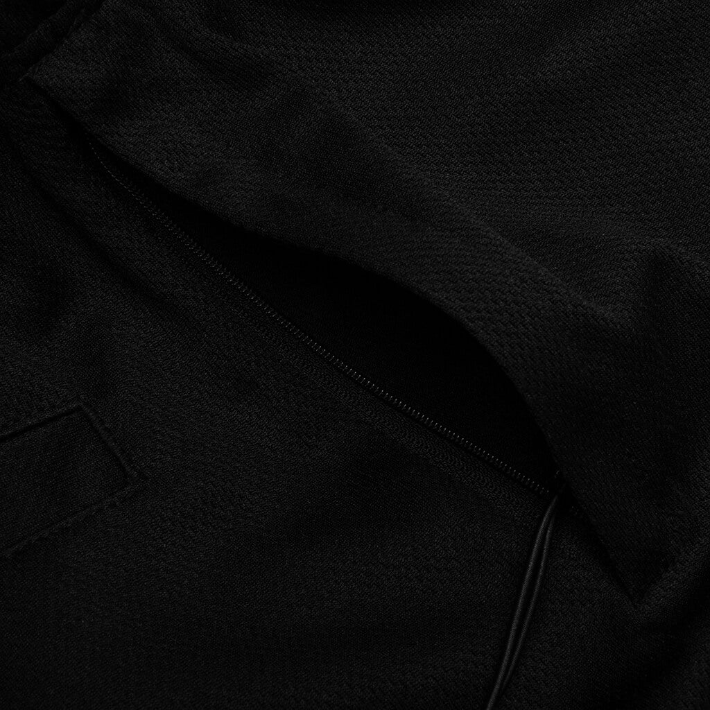 Catch Shorts - Black