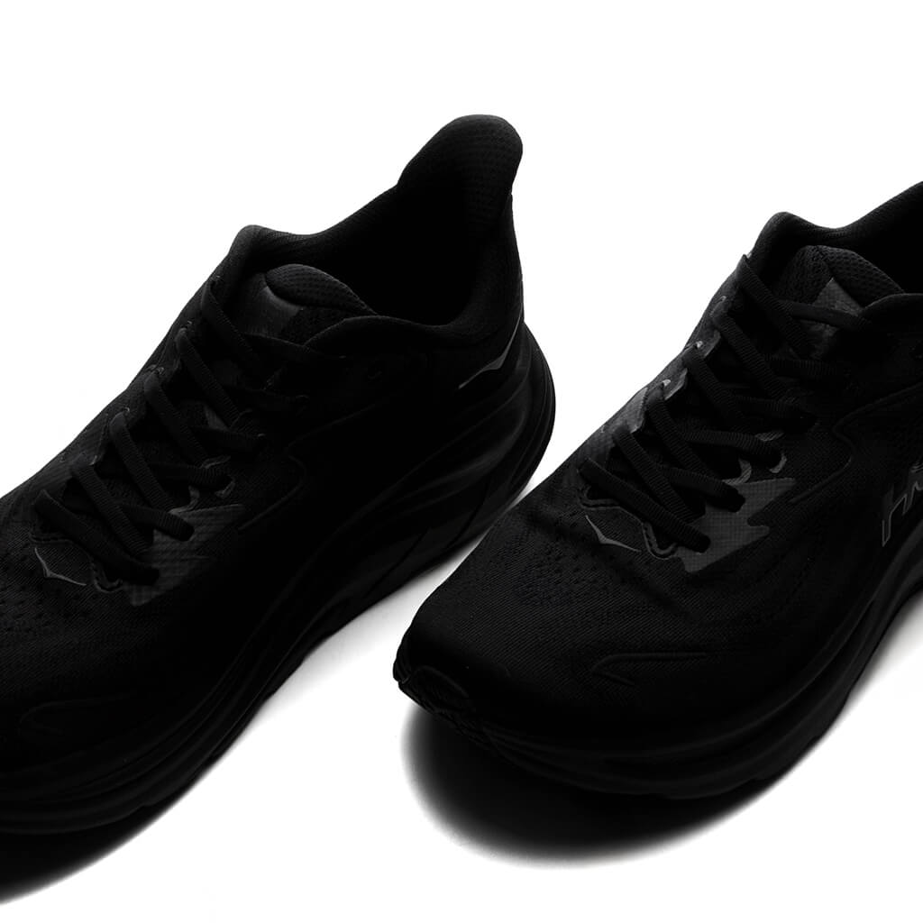 Clifton 10 - Black/Black