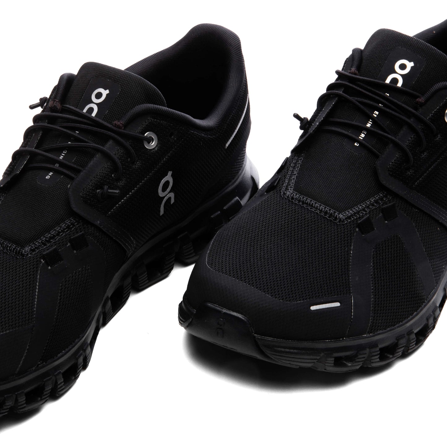 Cloud 6 Wide - Black/Black