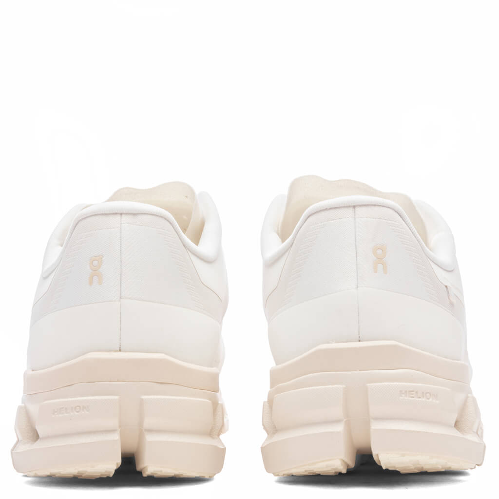 Cloudflow 4 - White/Moon