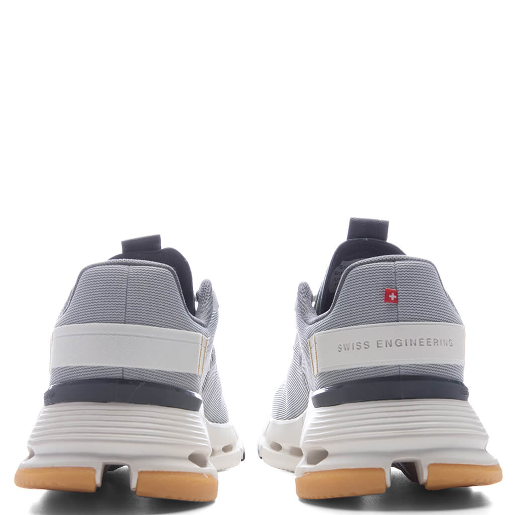 Cloudnova Form 2 - Glacier/Olive