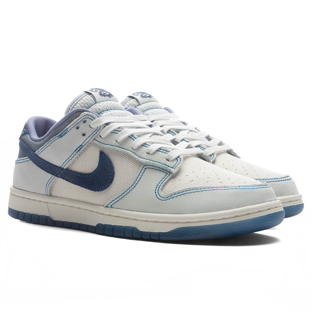 Dunk Low Retro SE - Summit White/Blue Void/Pure Platinum