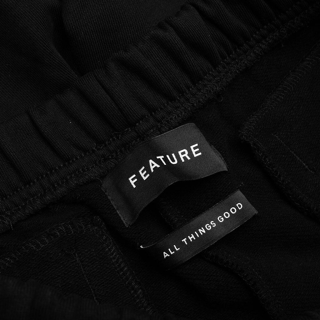 Academy Short - Black/White