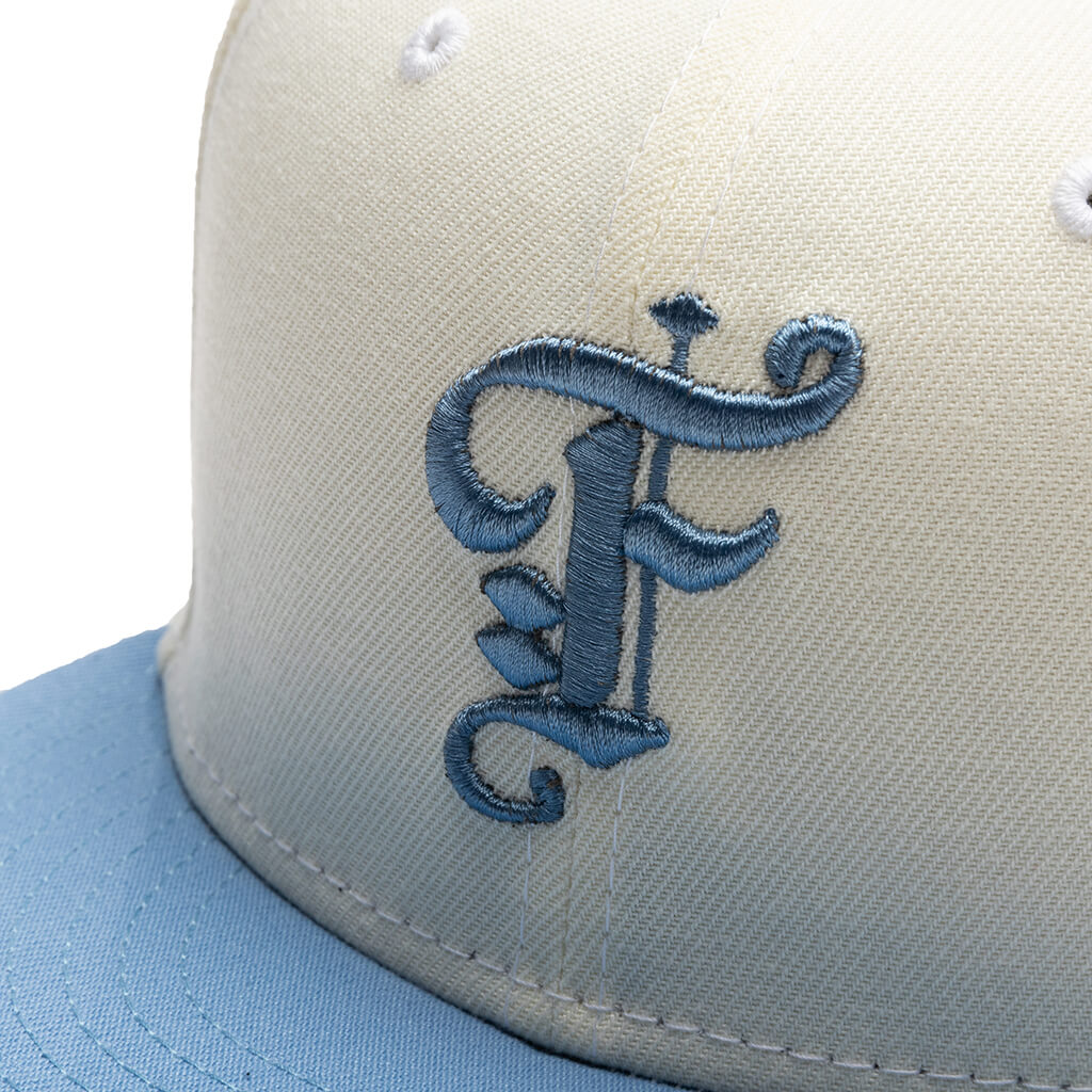 Feature x New Era OE Fitted Cap - Off-White/Birdseye Blue