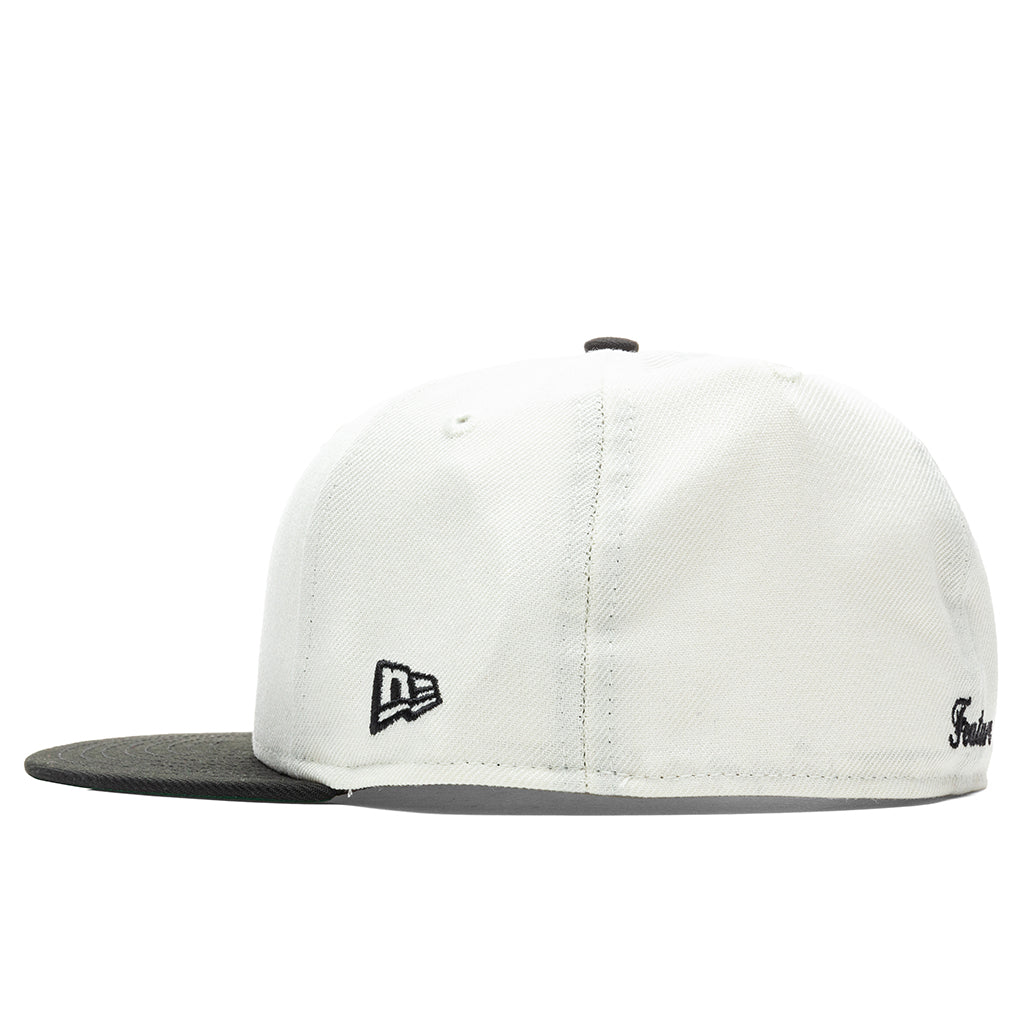 Feature x New Era OE Fitted Cap - Off-White/Black