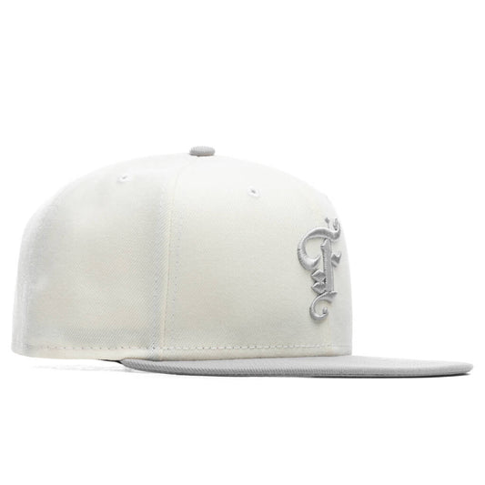 Feature x New Era OE Fitted Cap - Off-White/Grey