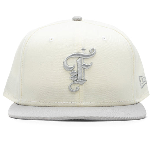 Feature x New Era OE Fitted Cap - Off-White/Grey