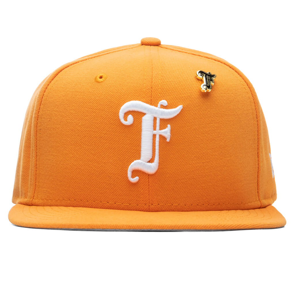 Feature x New Era Old English F Snapback Hat w/ Pin - Regular Gold