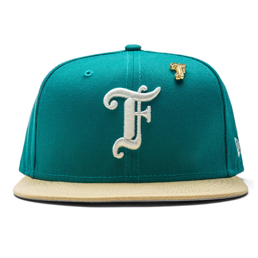 Feature x New Era Old English F Snapback - Northwest Green/Vegas Gold
