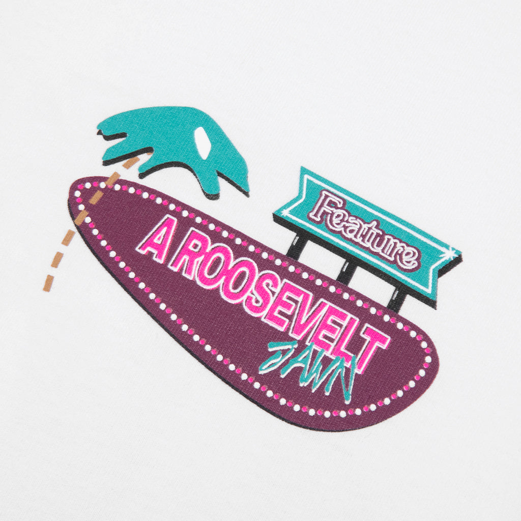 Feature x A Roosevelt Jawn Motor Inn Tee - White