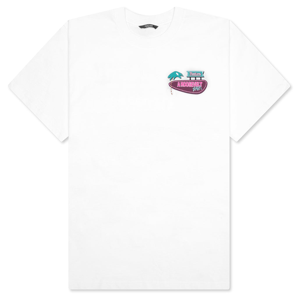 Feature x A Roosevelt Jawn Motor Inn Tee - White