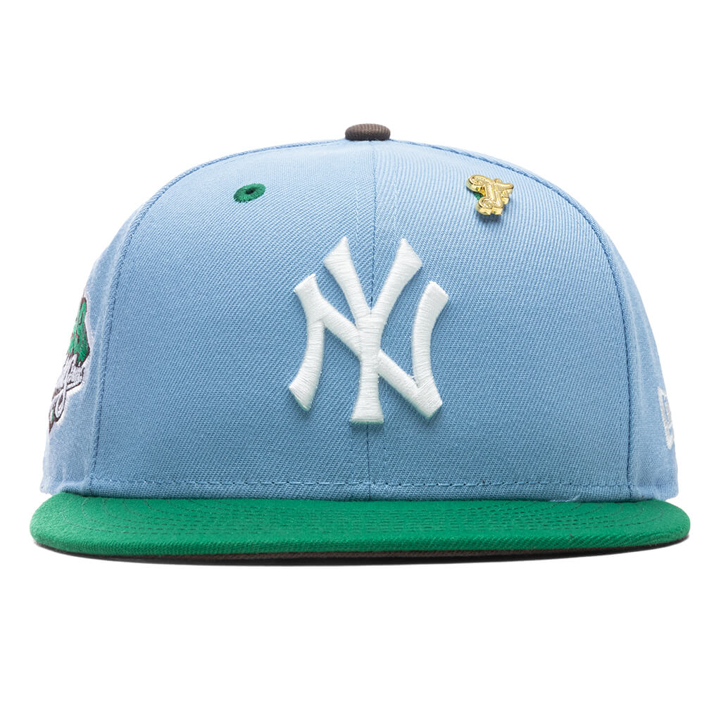 Feature x New Era "Earth" New York Yankee's Fitted - Birdseye Blue/Kelly Green