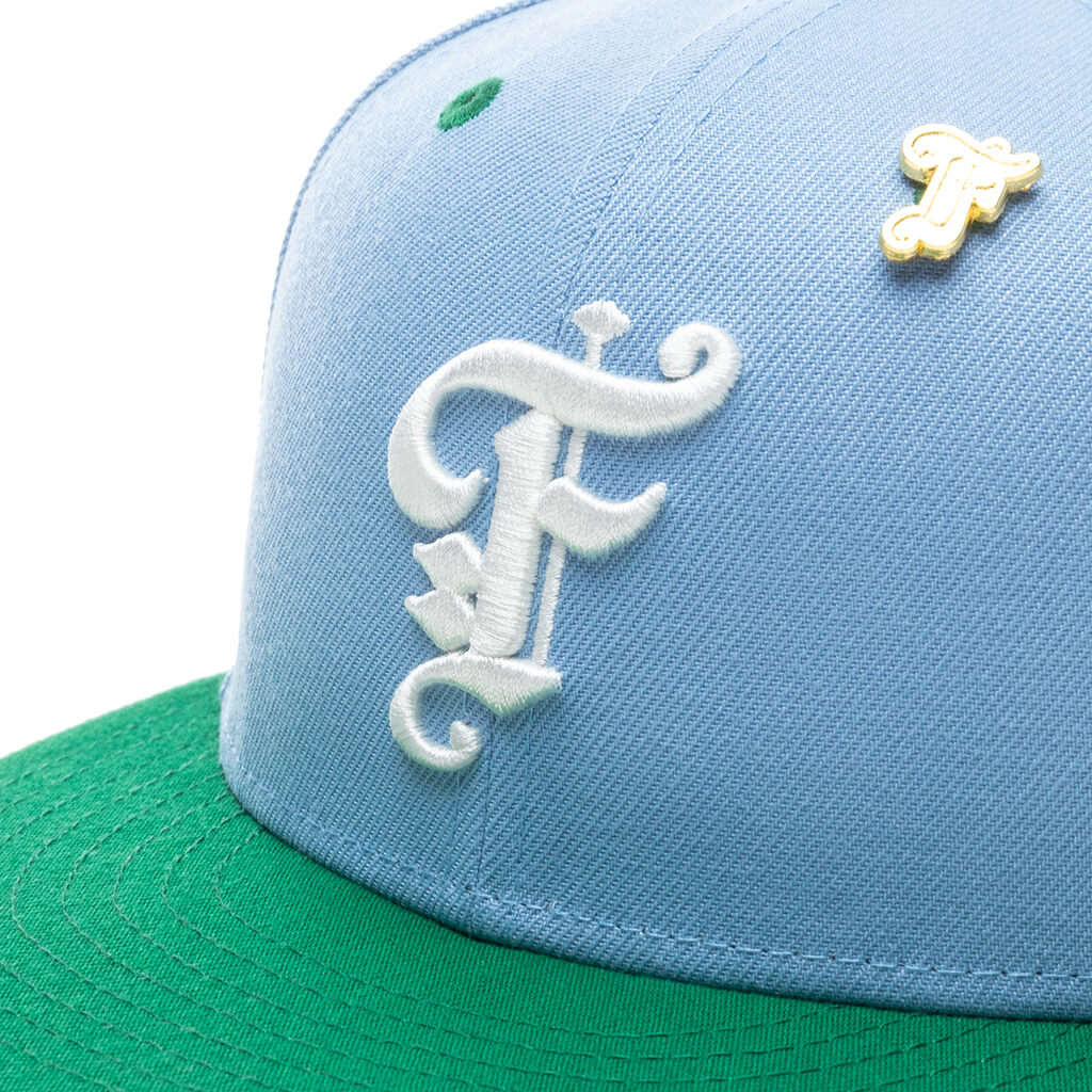 Feature x New Era "Earth" OE Fitted - Birdseye Blue/Kelly Green