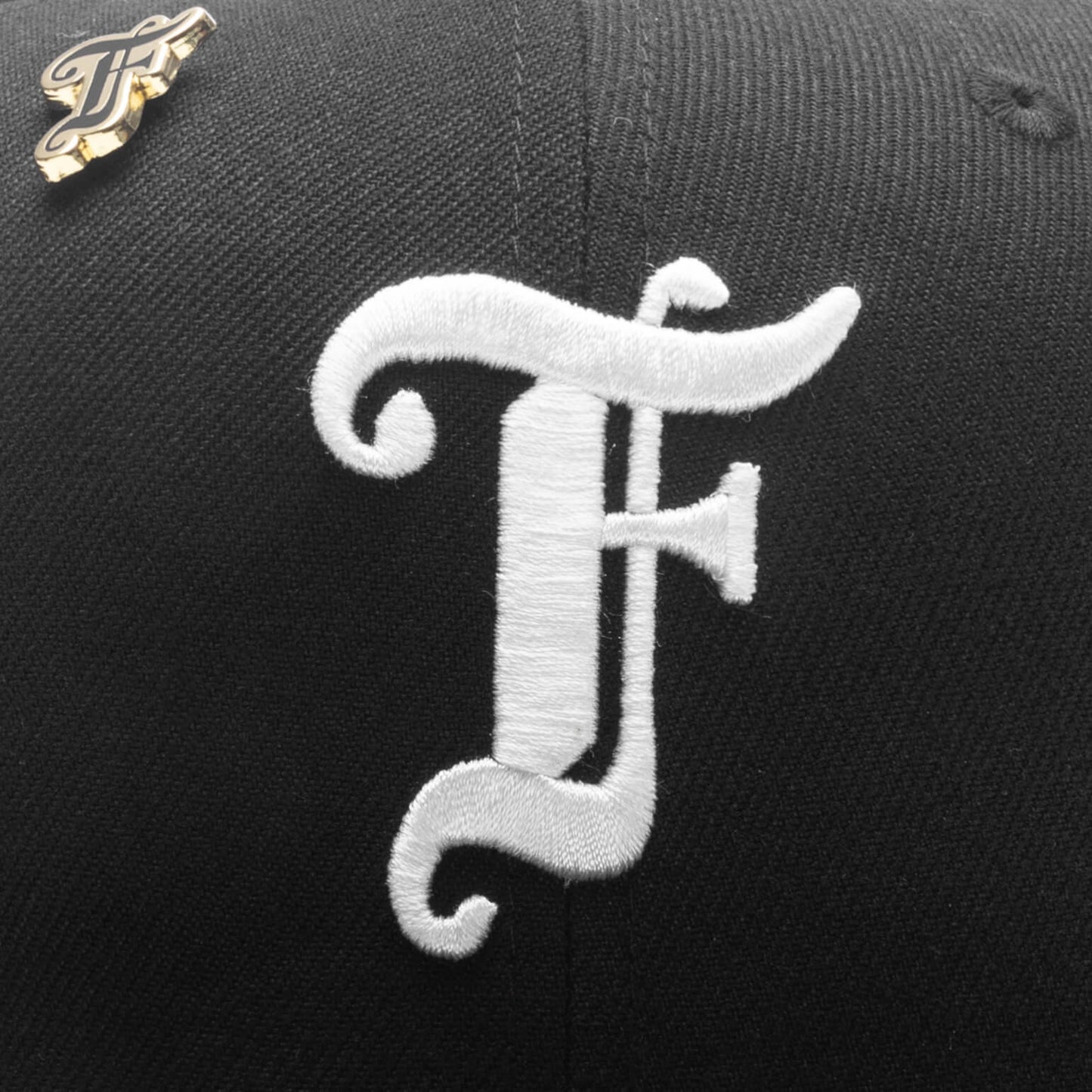 Feature x New Era Old English F Snapback Hat w/ Pin - Black