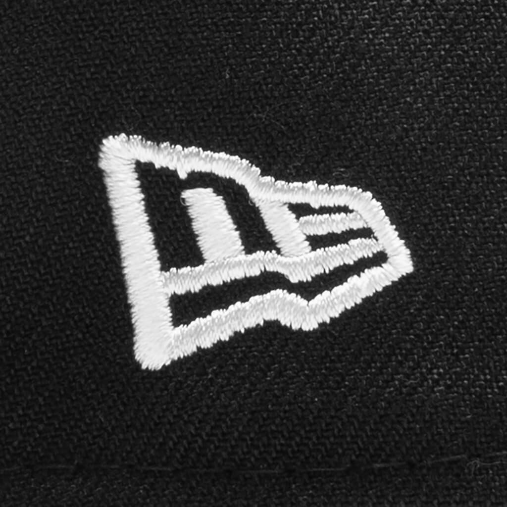 Feature x New Era 9FIFTY Curved A-Frame Old English F Snapback - Black