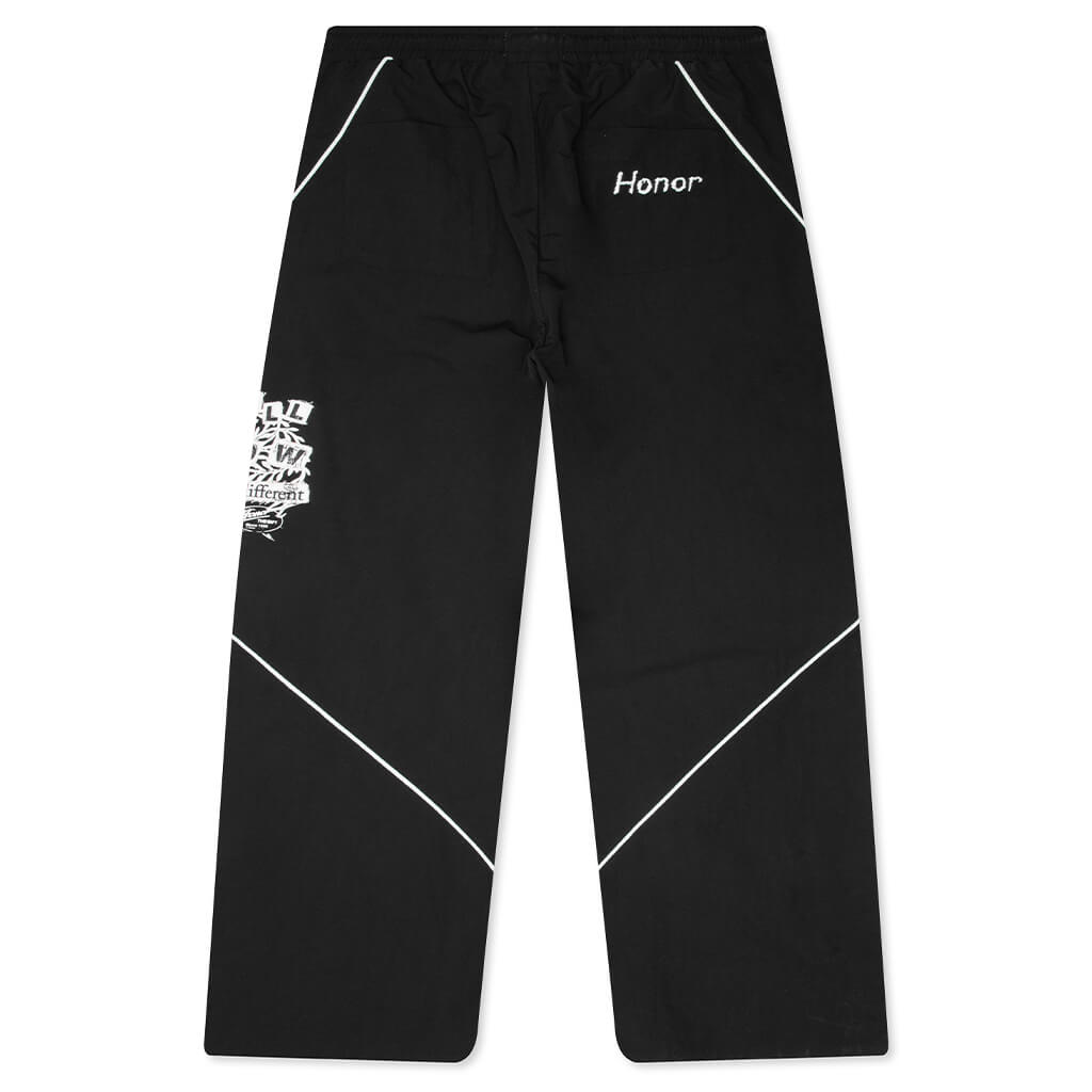 Growth Track Pant - Black
