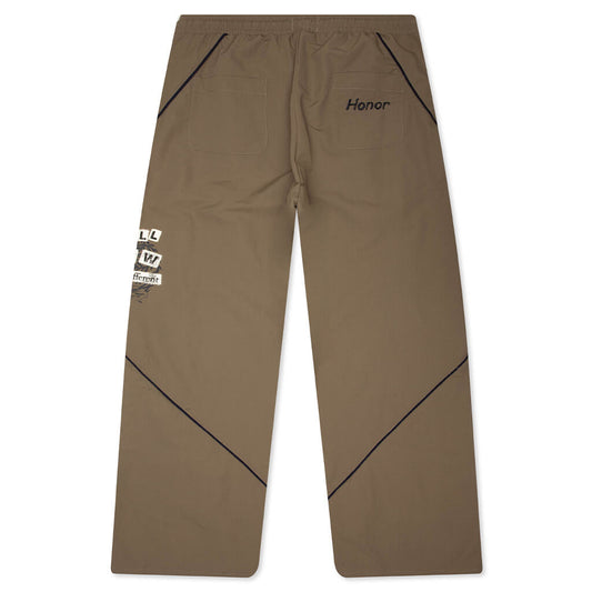 Growth Track Pant - Pebble
