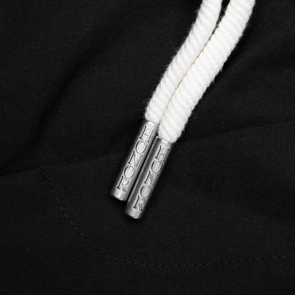 Growth Track Short - Black