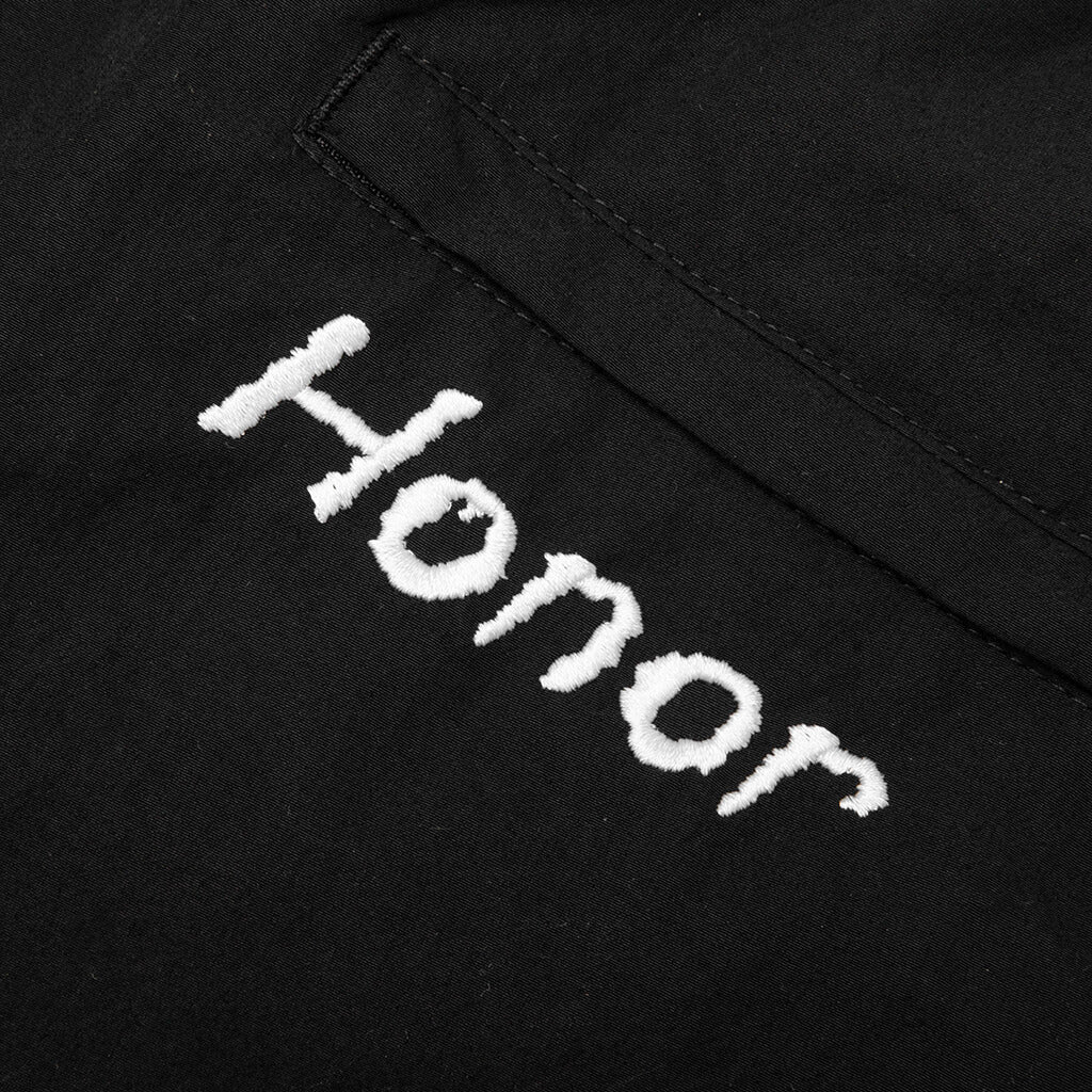 Growth Track Short - Black