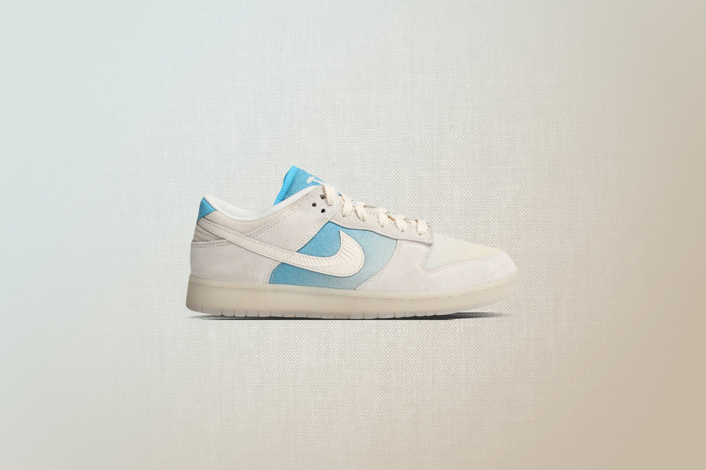 Dunk Low Retro SE - Sail/Pale Ivory/Baltic Blue/Glacier Blue
