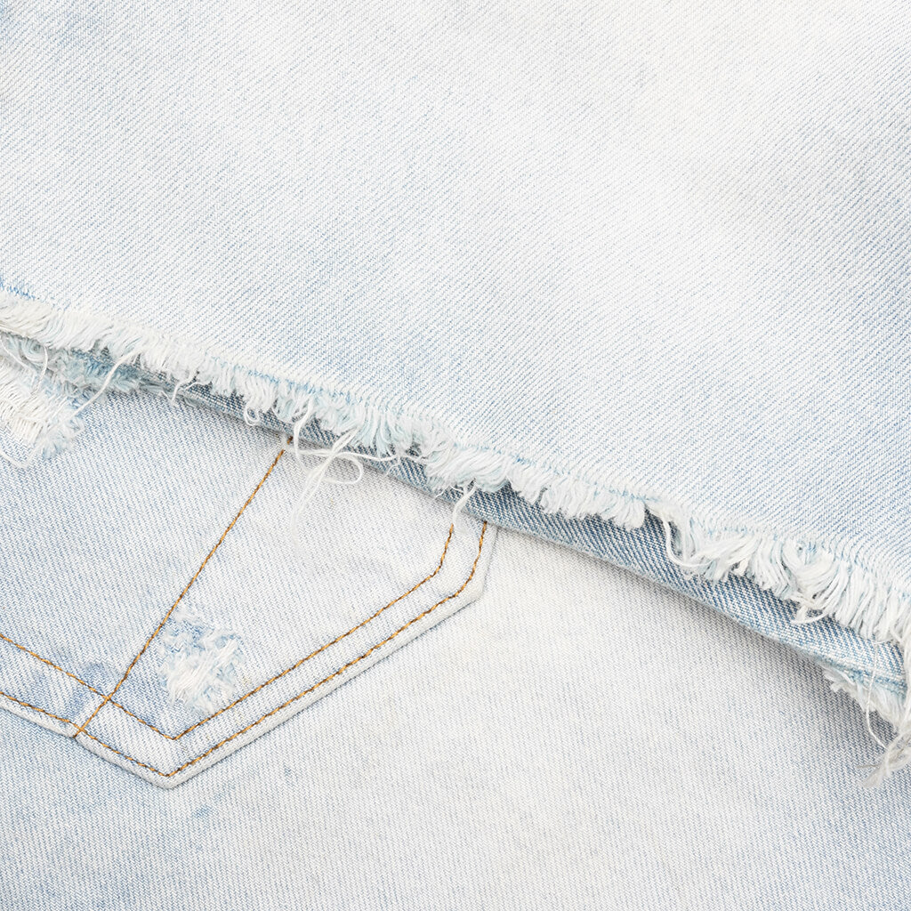 Ian Slim Denim Short - Vintage Light Blue