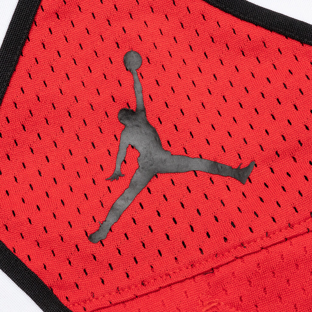 Essential Women's Diamond Short - Black/University Red