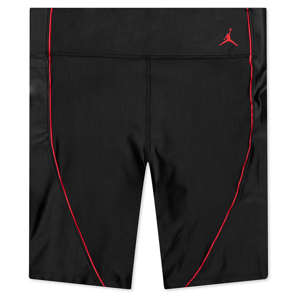 Essential Women's Bike Shorts - Black/University Red