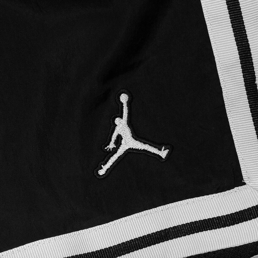 Essentials Woven Shorts - Black/White