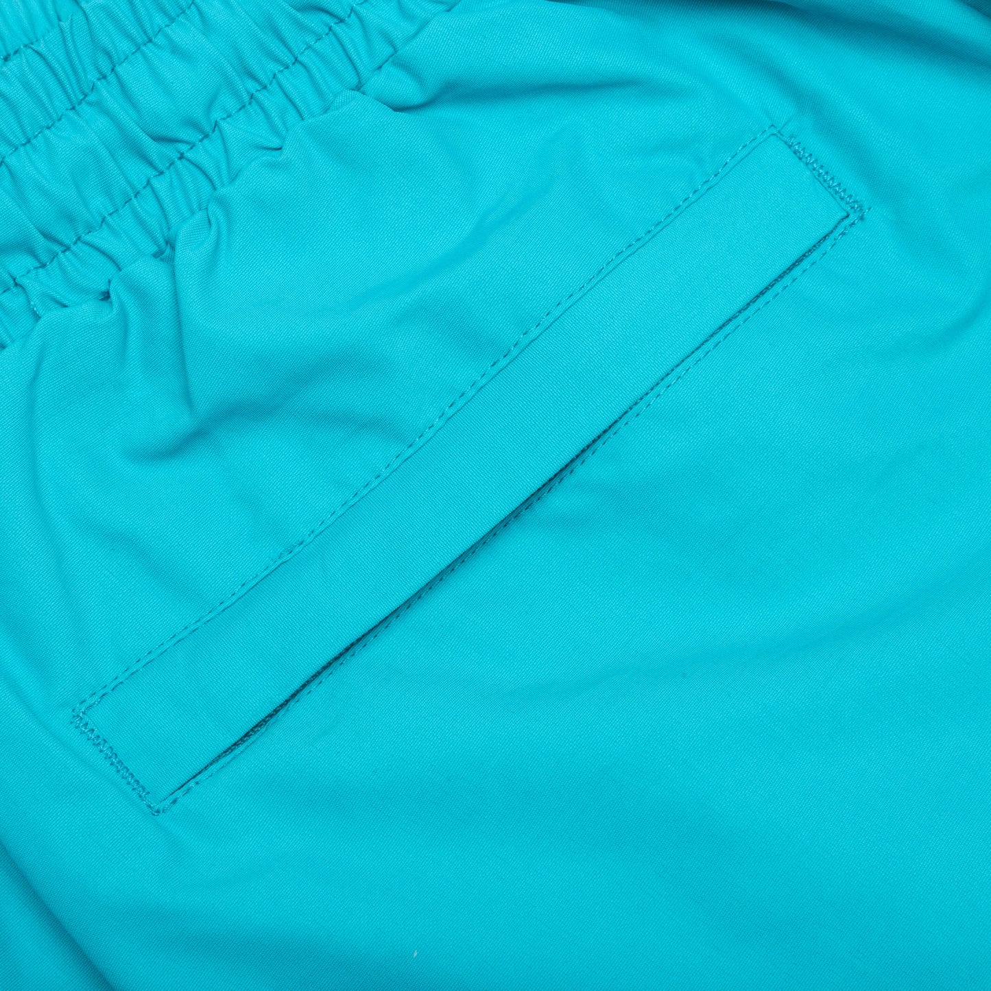 222 Banda Calabash 2 - Blue Peacock/Beige Almond