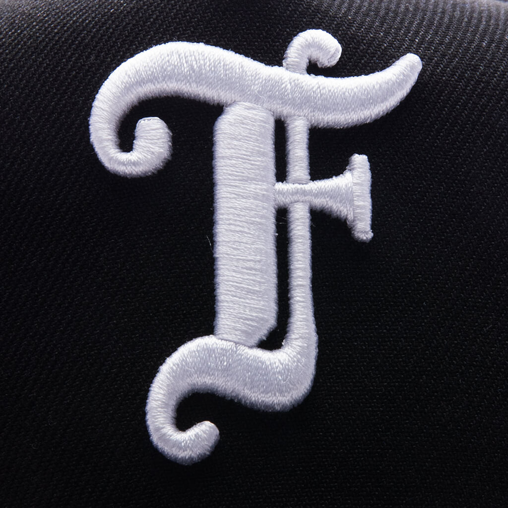 Feature x New Era Kids 9FORTY A-Frame Snapback Old English F - Black