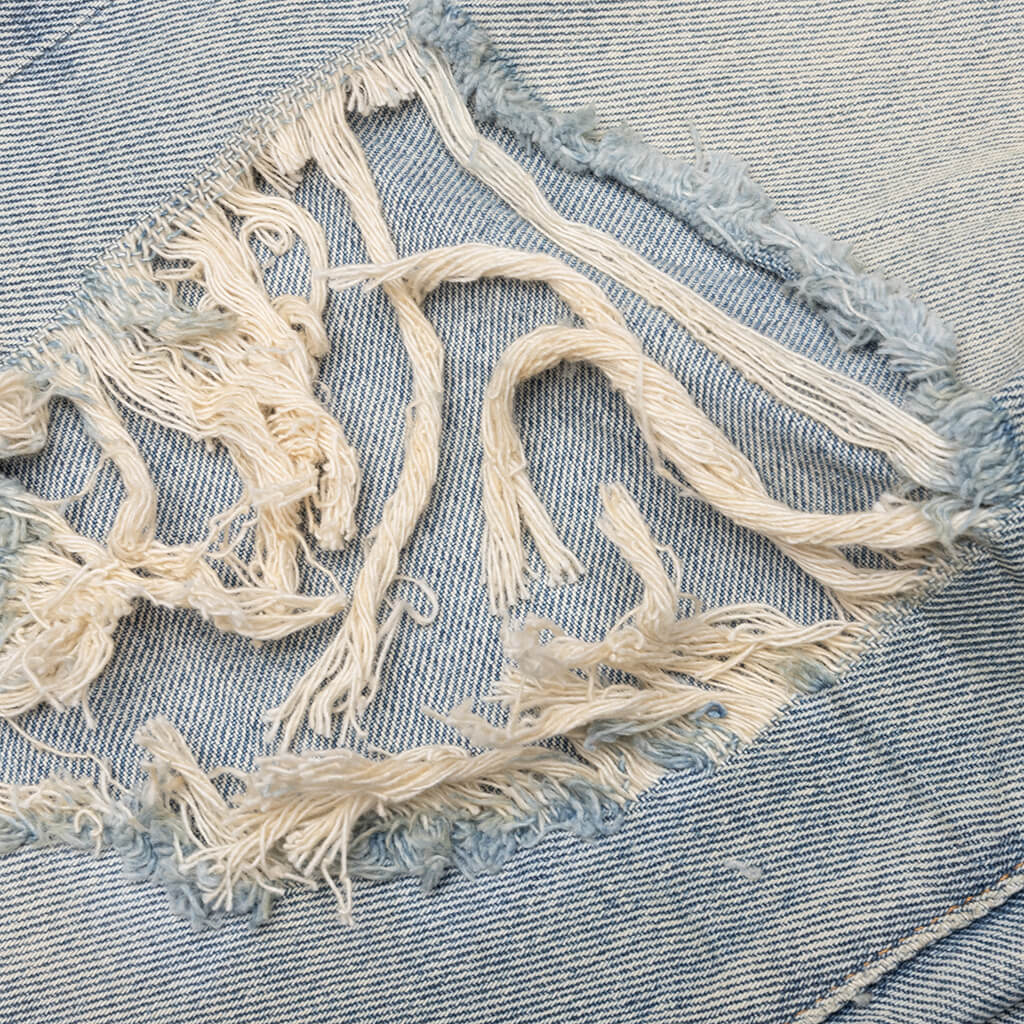 Knee Blowout Dirty Jeans - Light Indigo