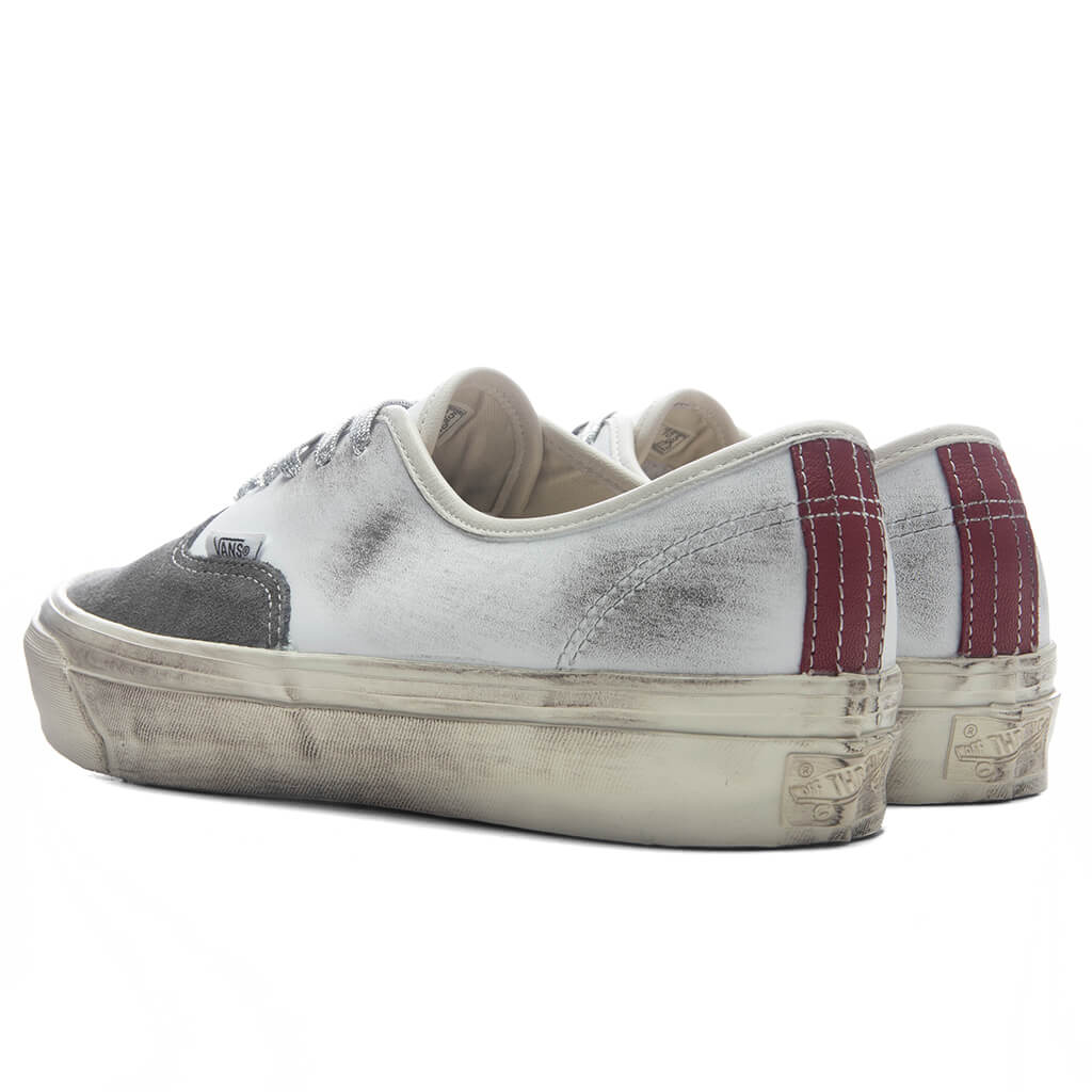 Premium LX Authentic 44 Aged - Black/White