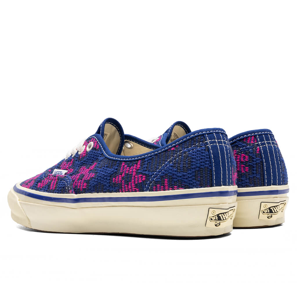 Premium Authentic 44 - Daisy/True Blue
