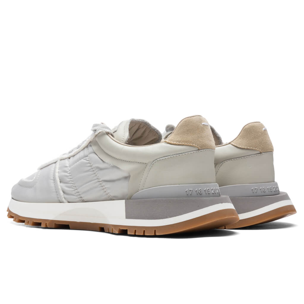 Runner Evolution Sneakers - Frost