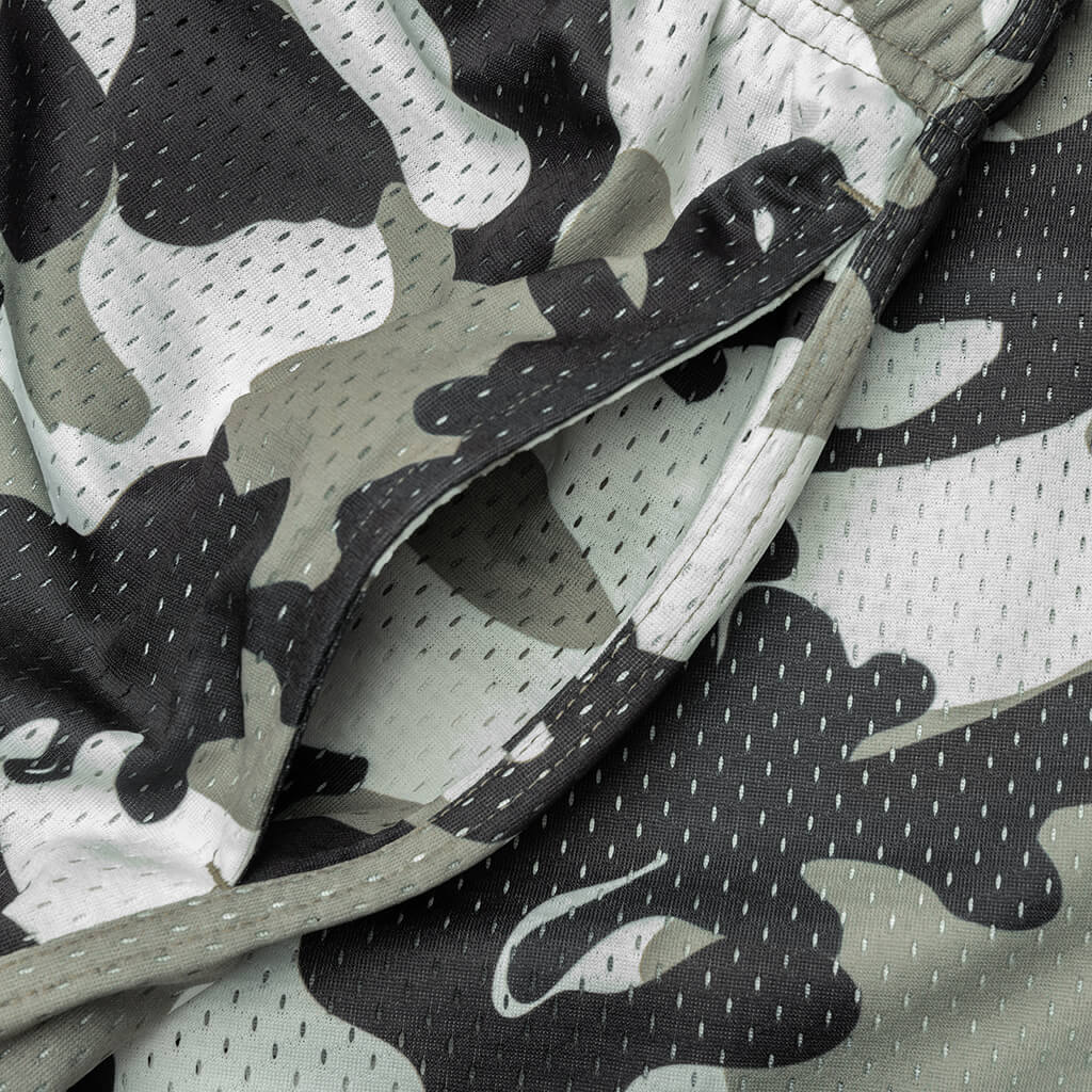 Mesh Basic Shorts - Snow Camo