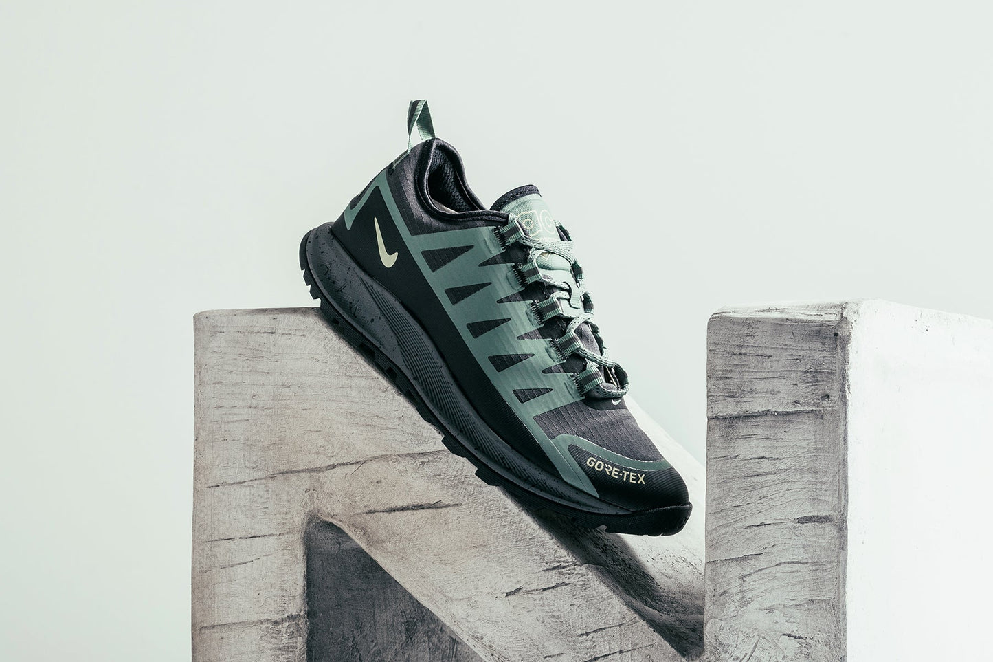 ACG Air Nasu GORE-TEX - Clay Green/Olive Aura