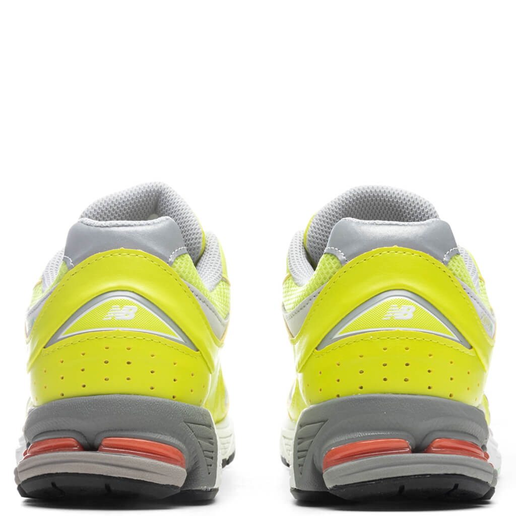 2002R - Sulphur Yellow