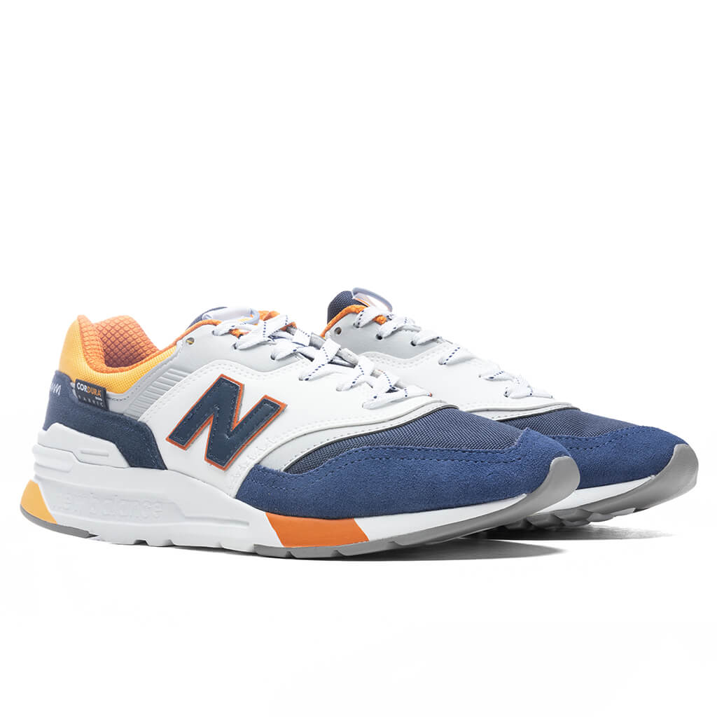 997H - Moon Shadow/Vibrant Apricot