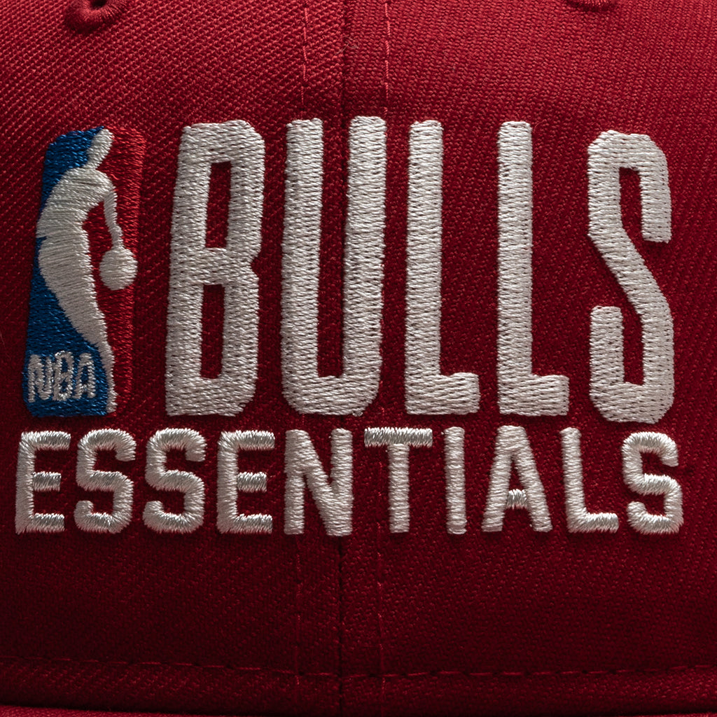 New Era x FOG Essentials 9Fifty Snapback - Chicago Bulls