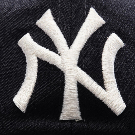 New Era x Fear of God Essentials 9FORTY - New York Yankees