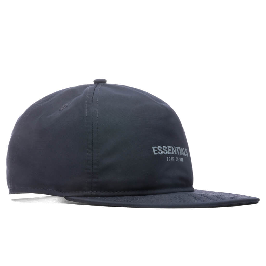 New Era x Fear of God Essentials Retro Crown 9FIFTY Strapback - Navy